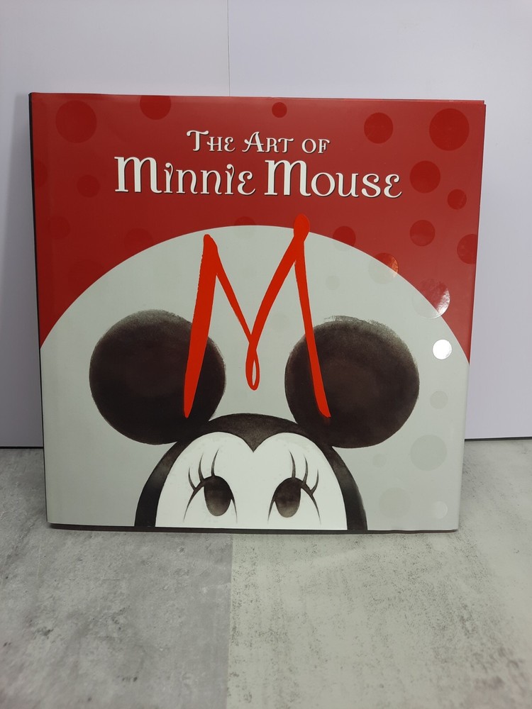 Disney Editions Deluxe Ser.: The Art of Minnie Mouse by Disney Book Group (2016…